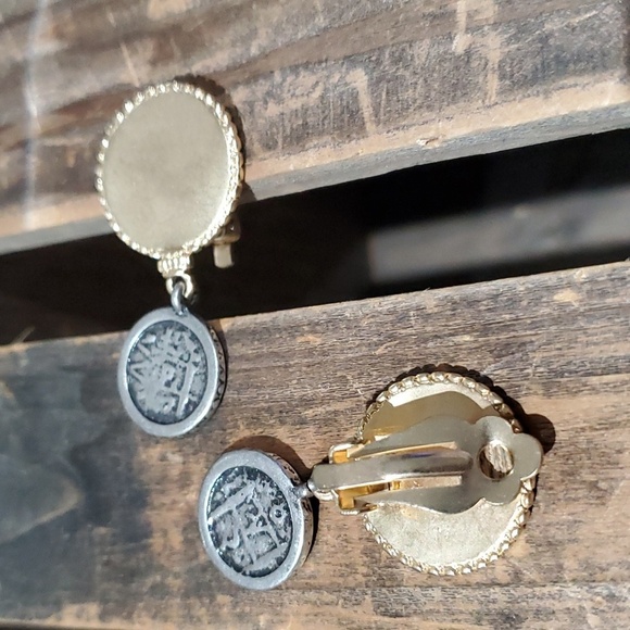 COIN DROP EARRINGS CLIP ON TWO TONE MIXED METAL - Picture 7 of 7